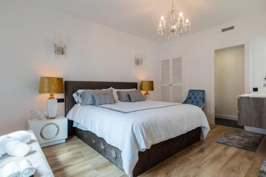 Puerto Banus Second Line, Luxury Apartement Марбелья Екстер'єр фото